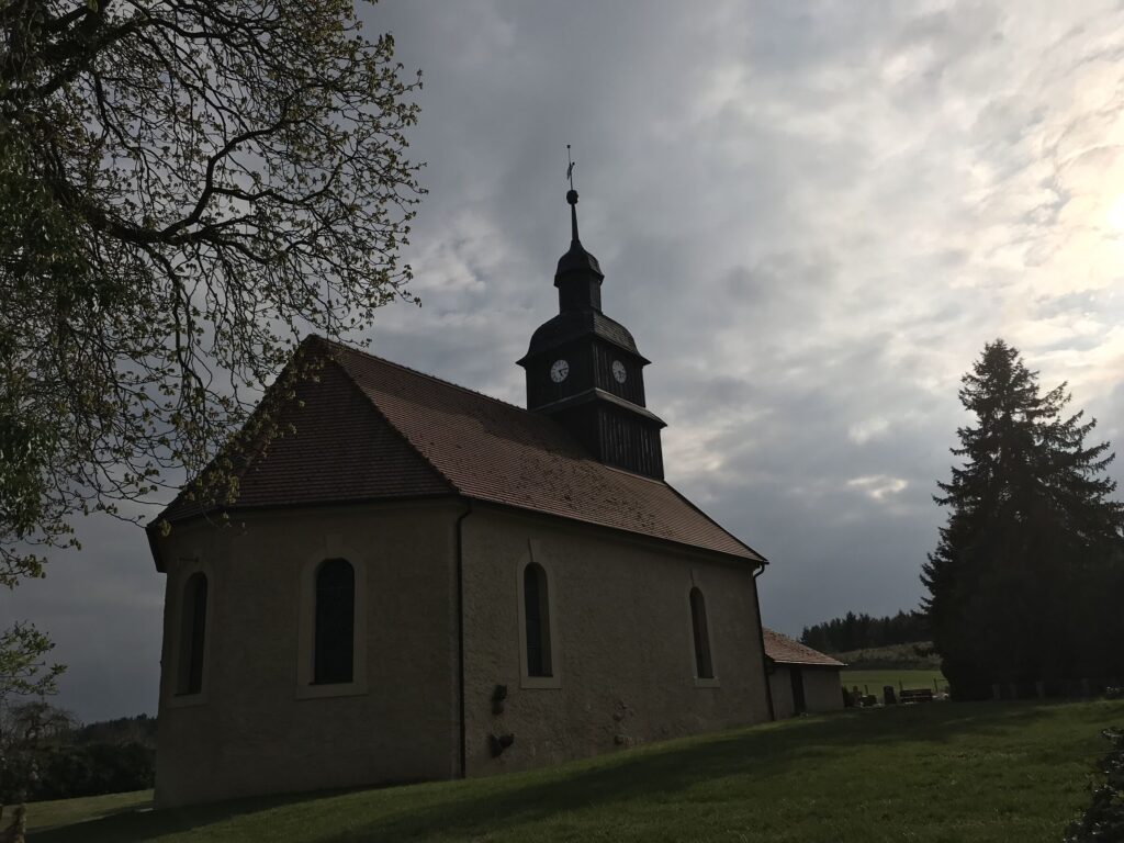Kirche Naugarten, Foto: Anet Hoppe, Lizenz: tmu GmbH
